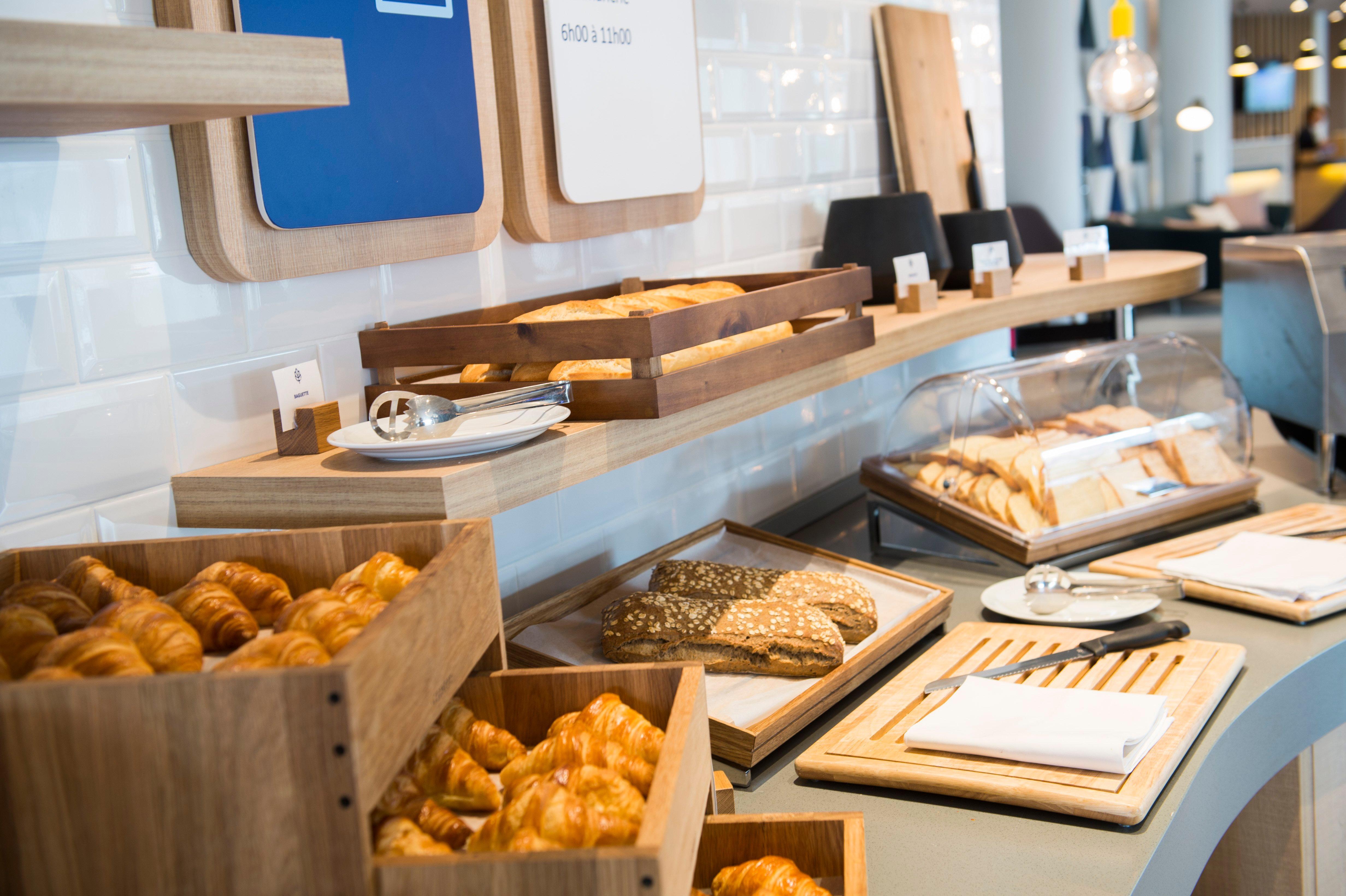 Holiday Inn Express - Paris - Cdg Airport By Ihg Roissy-en-France Exteriör bild
