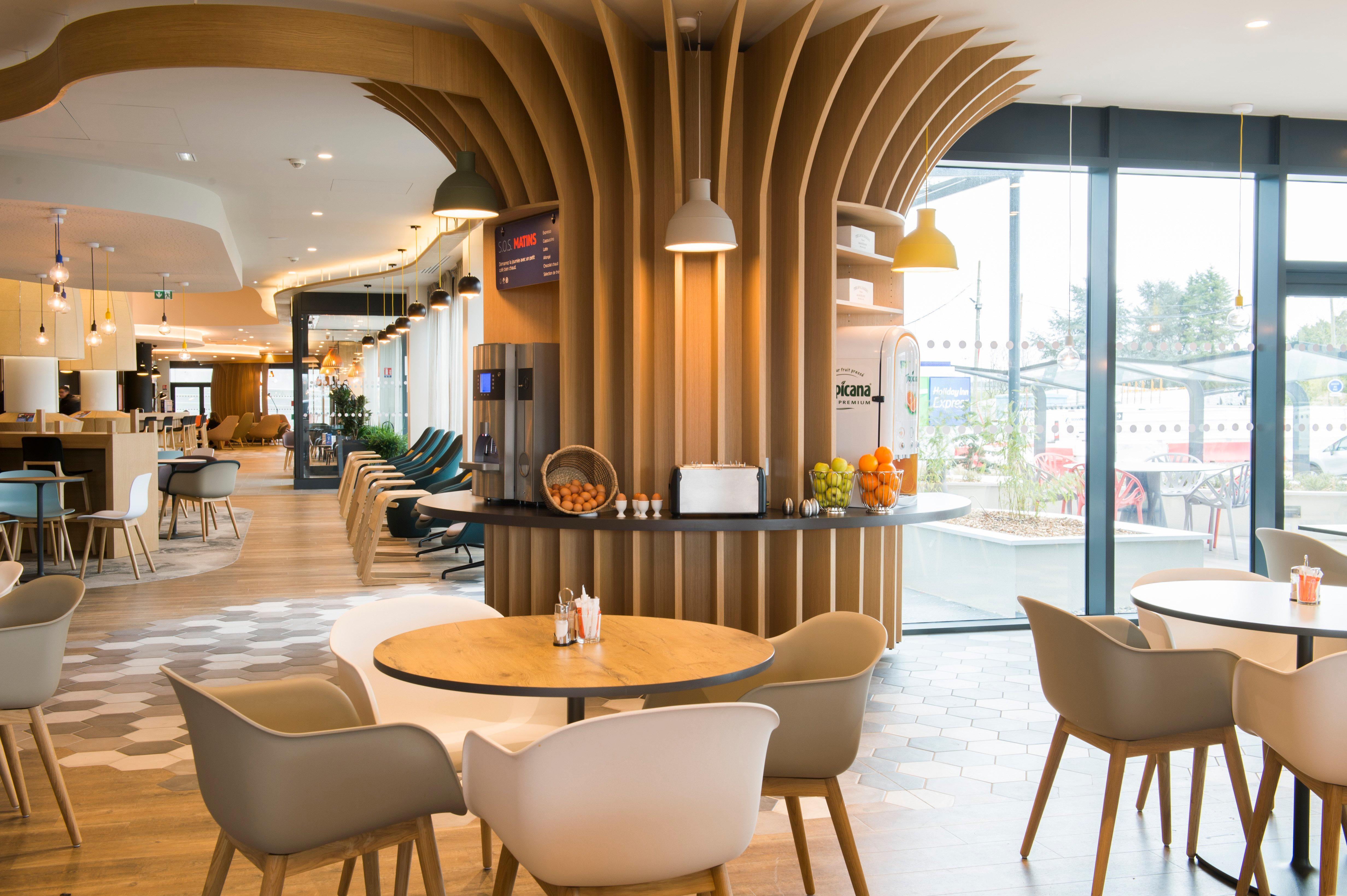 Holiday Inn Express - Paris - Cdg Airport By Ihg Roissy-en-France Exteriör bild