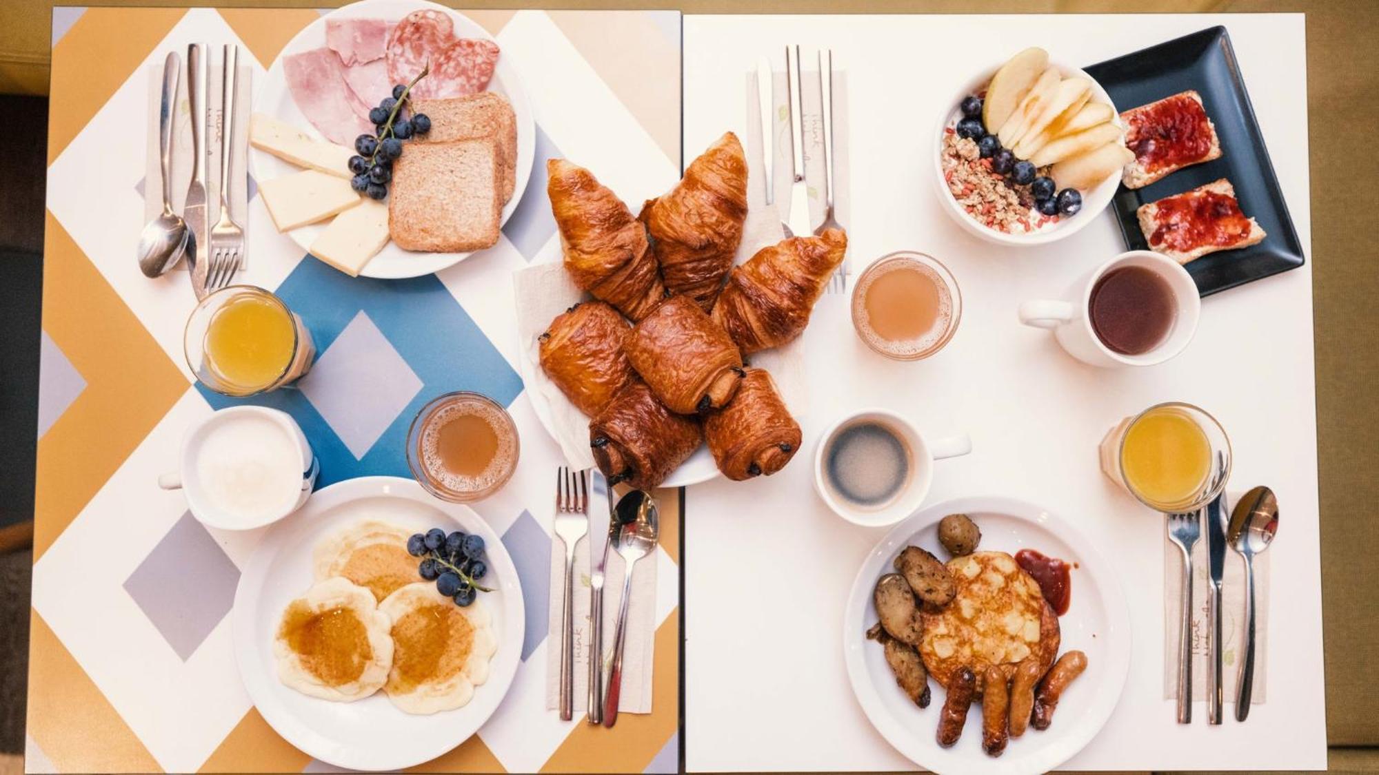 Holiday Inn Express - Paris - Cdg Airport By Ihg Roissy-en-France Exteriör bild