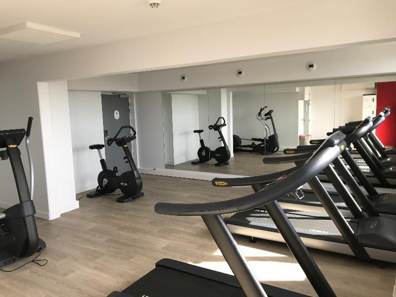 Holiday Inn Express - Paris - Cdg Airport By Ihg Roissy-en-France Exteriör bild